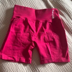 DFYNE dynamic shorts